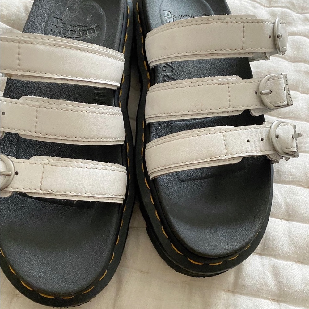 DOC MARTEN SLIDE SANDALS